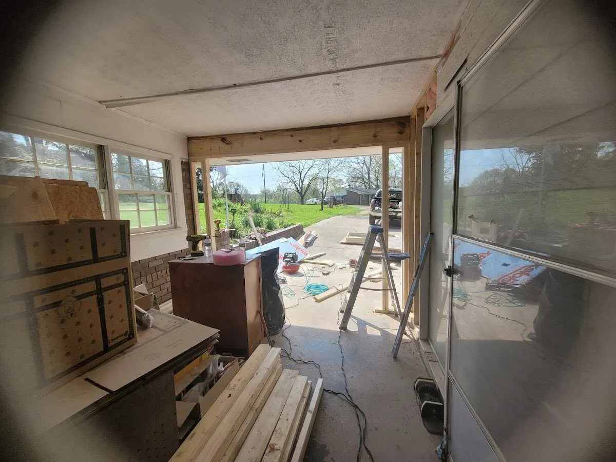 Air movers and dehumidifier for Water Mitigation Services in Detroit